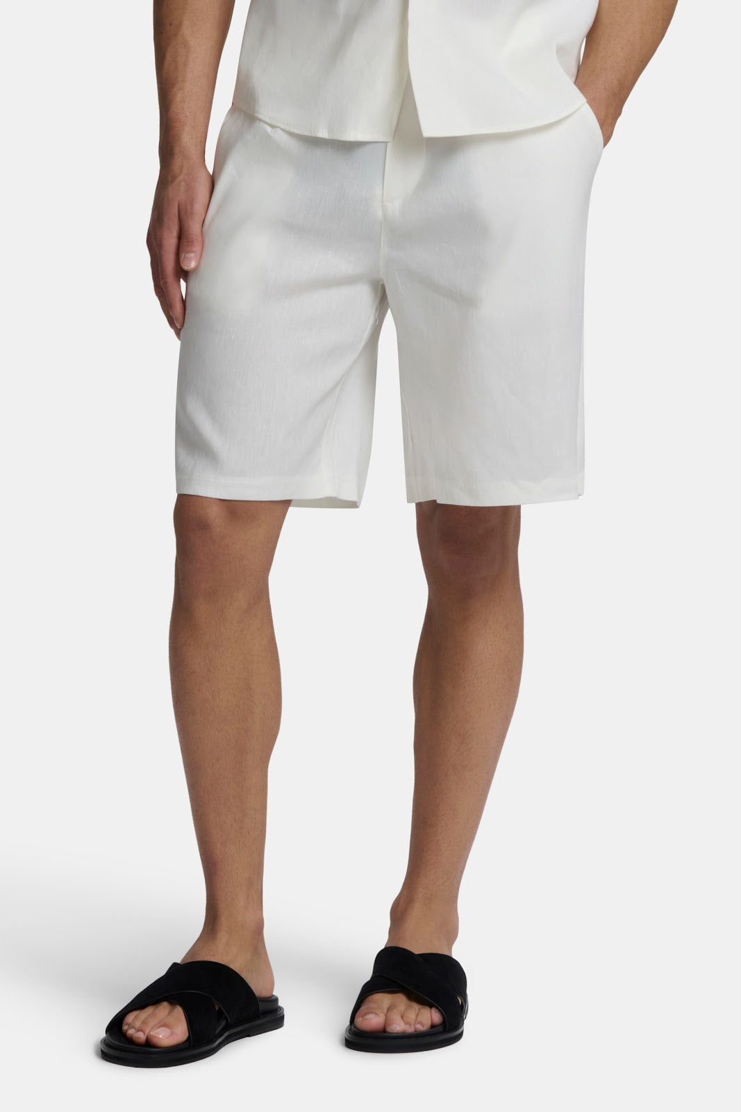 LINEN SHORTS