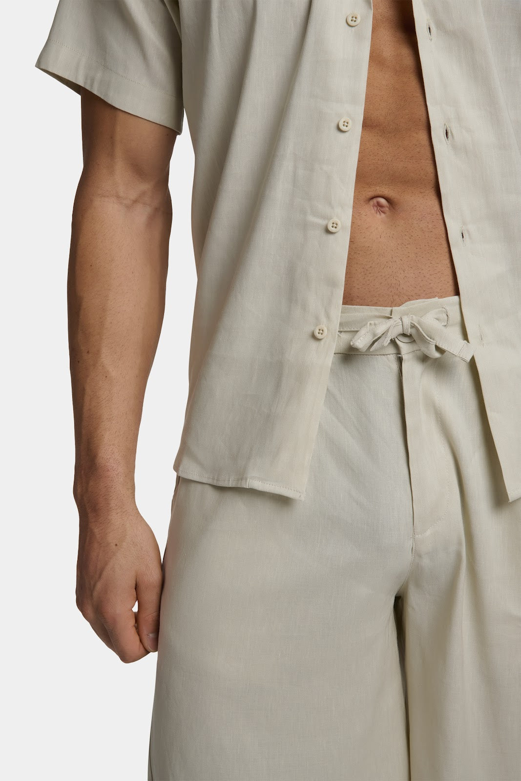 LINEN SHORTS